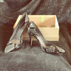 Snake skin pumps. Like new